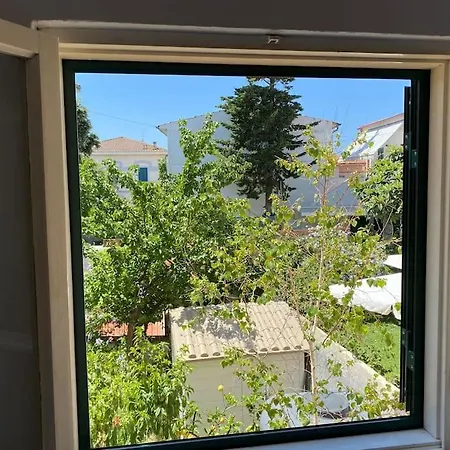 Apartment Terraced House Near The Sea *
